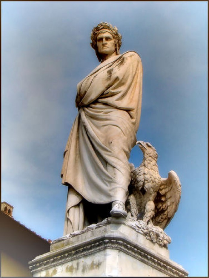 Restauro per la statua di Dante in piazza Santa Croce
